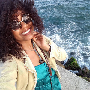 Meet your Posher, Nelida